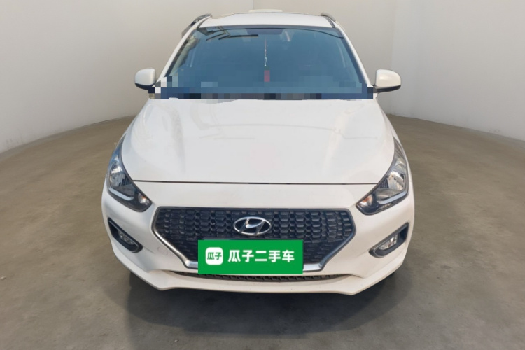 现代 瑞纳 2017款 1.4L 手动焕彩版 国V车身外观2