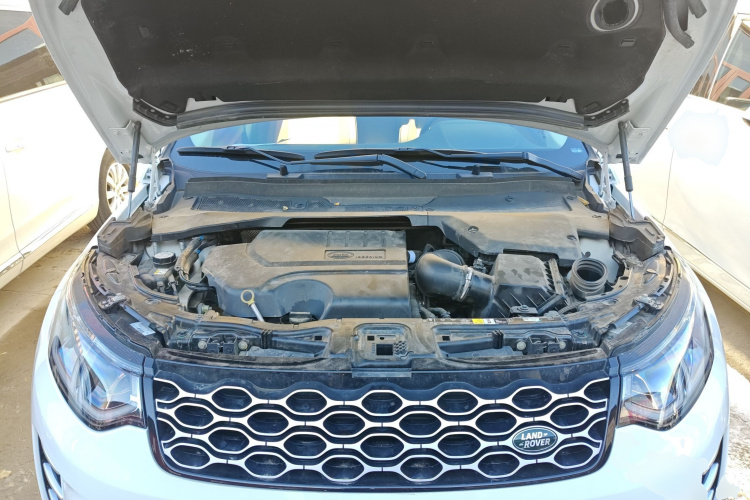 路虎 发现运动版 2024款 性能科技版机舱底盘24