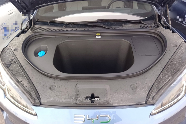 比亚迪 海豹06新能源 2025款 EV 545KM旗舰型机舱底盘24