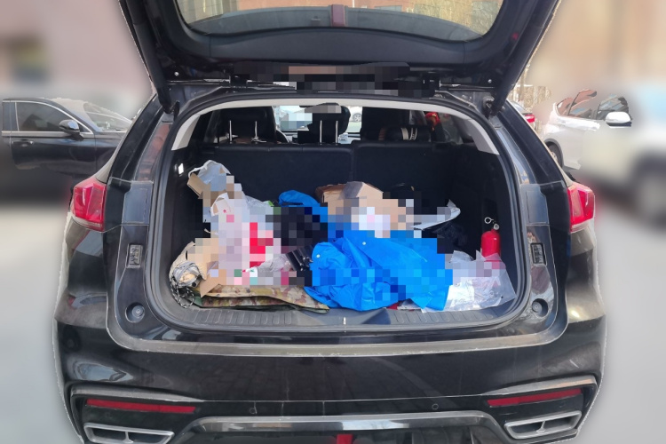 魏牌 VV7 2020款 2.0T 旗舰型中控内饰23