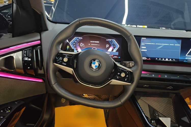 宝马X3 2025款 xDrive25L 豪华套装中控内饰13