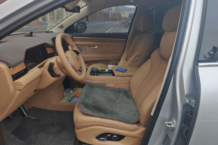 鸿蒙智行 问界M7 2024款 1.5T 智驾后驱Pro版 5座中控内饰19