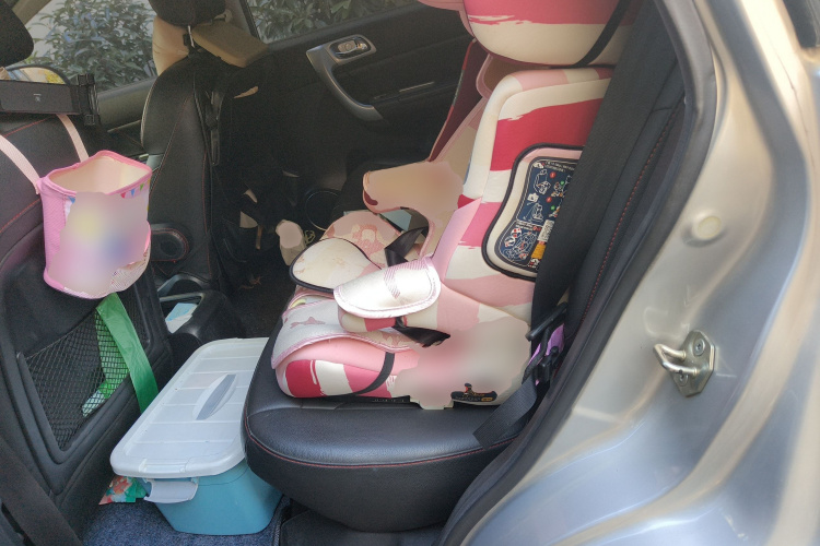 哈弗H6 2013款 升级版 2.4L 自动两驱尊贵型中控内饰21