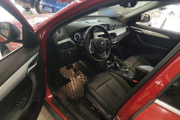 宝马X1 2019款 sDrive20Li 领先型中控内饰20