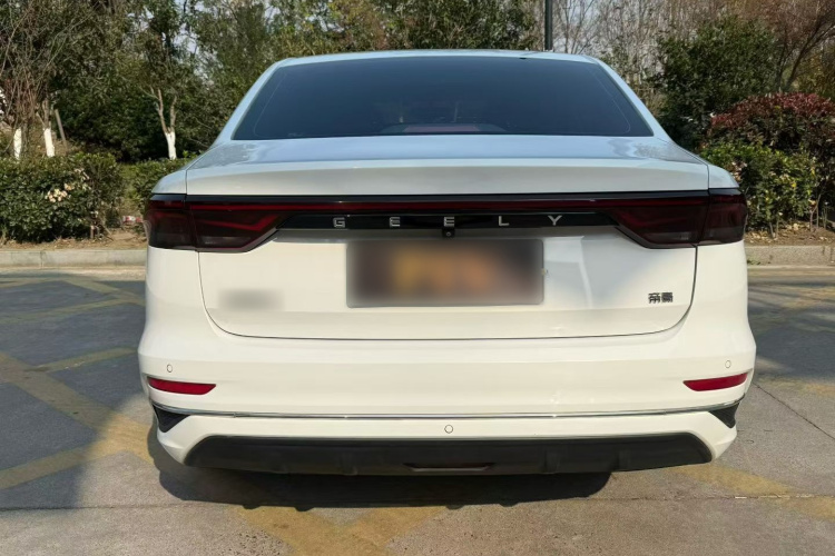 吉利汽车 帝豪 2022款 第4代 1.5L CVT尊贵型车身外观6005