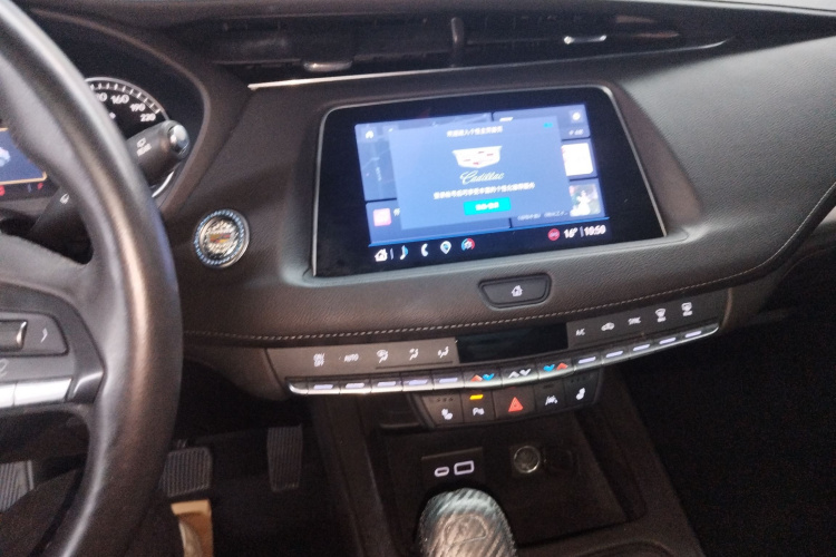 凯迪拉克XT4 2022款 28T 两驱豪华型局部细节16