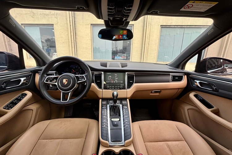 保时捷 2017款  Macan 2.0T中控内饰7001