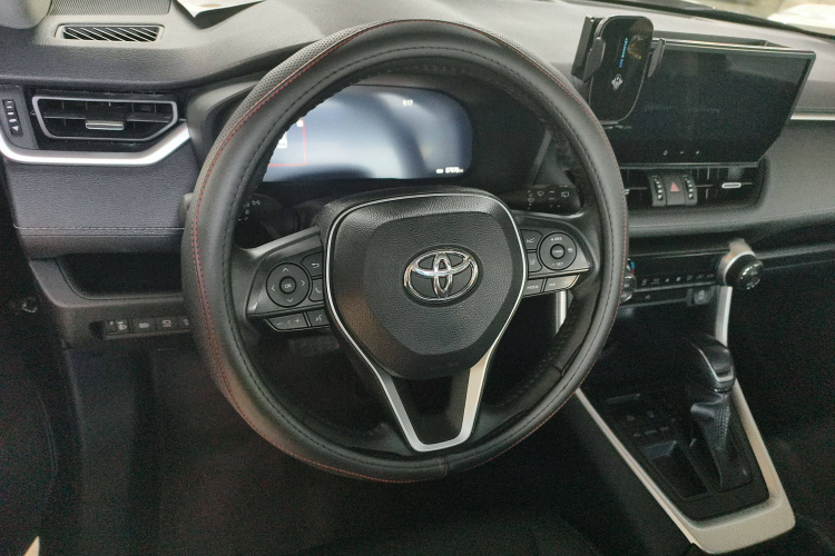 丰田 威兰达 2024款 2.0L CVT两驱豪华PLUS版局部细节13