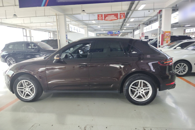 保时捷 2017款  Macan 2.0T车身外观4