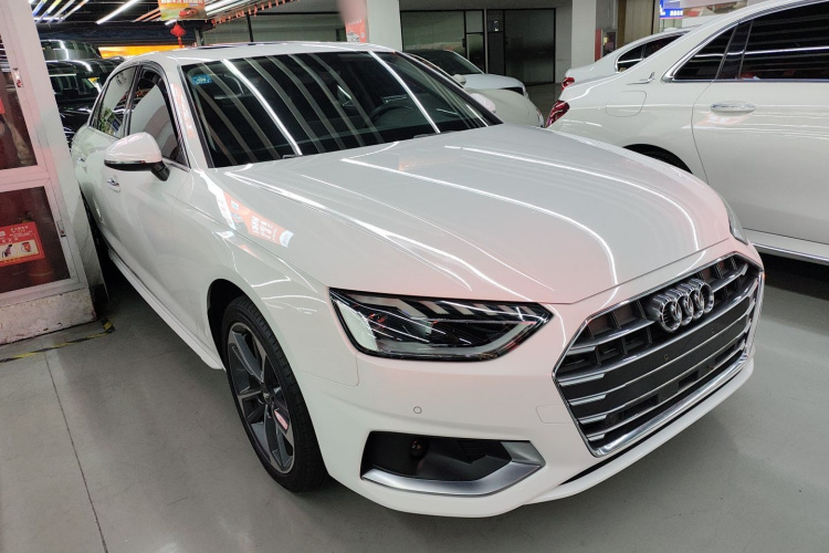 奥迪A4L 2020款 40 TFSI 时尚致雅型车身外观3