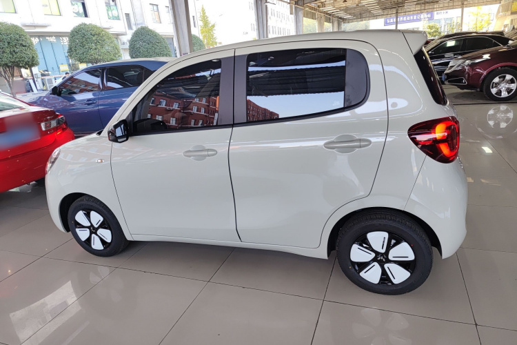 五菱汽车 宏光MINIEV 2025款 四门版 进阶款车身外观6003