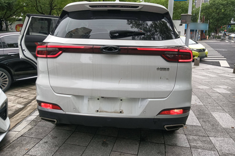 奇瑞 瑞虎7 2022款 超能版 1.6T DCT超能英雄车身外观6