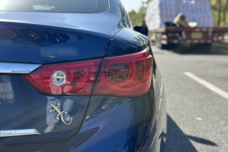 英菲尼迪Q50L 2016款 2.0T 悦享版车身外观6003