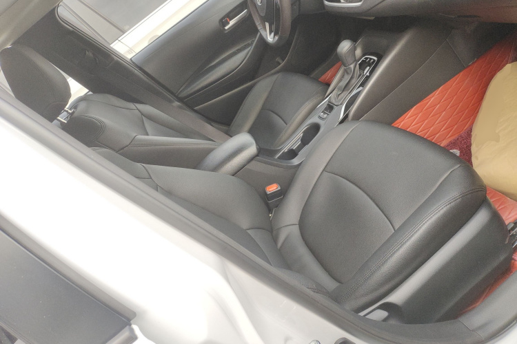 丰田 卡罗拉 2021款 1.2T S-CVT 精英版局部细节41