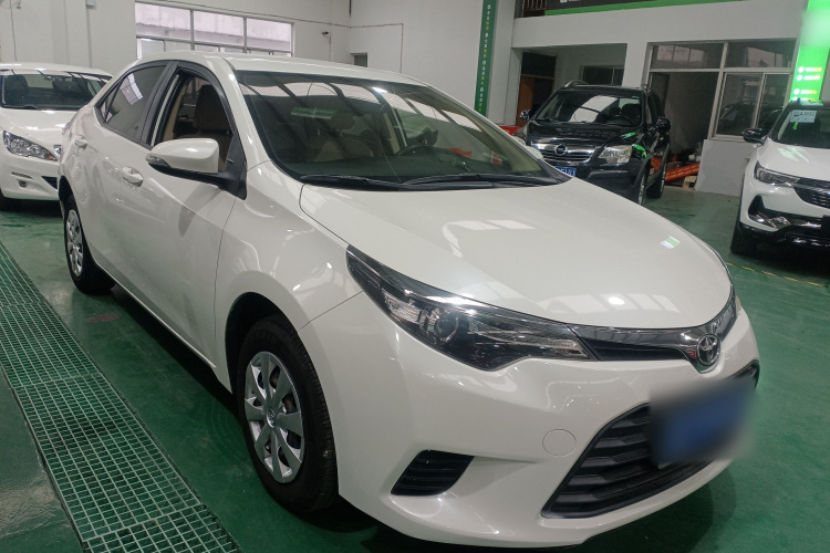 丰田 雷凌 2015款 1.6E CVT新锐版车身外观3