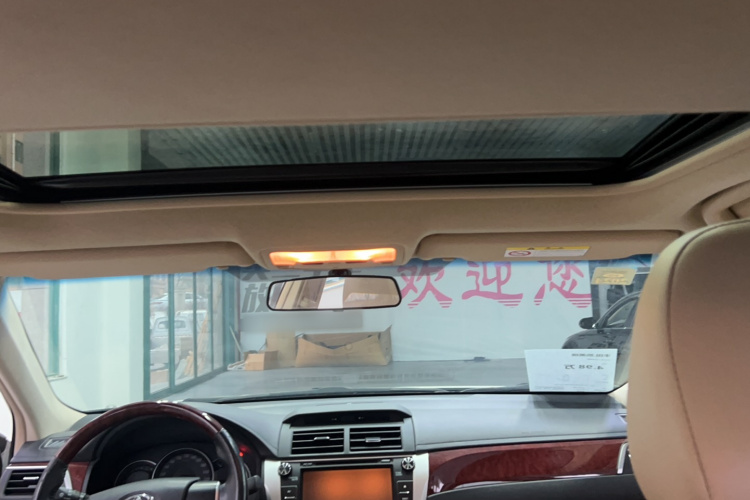 丰田 凯美瑞 2013款 2.0G 舒适版局部细节22