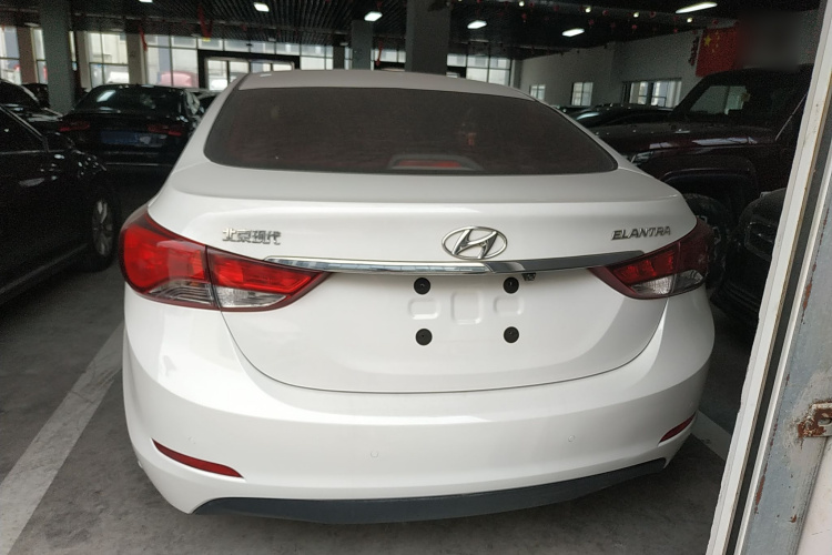 现代 朗动 2016款 1.6L 自动智能型车身外观6