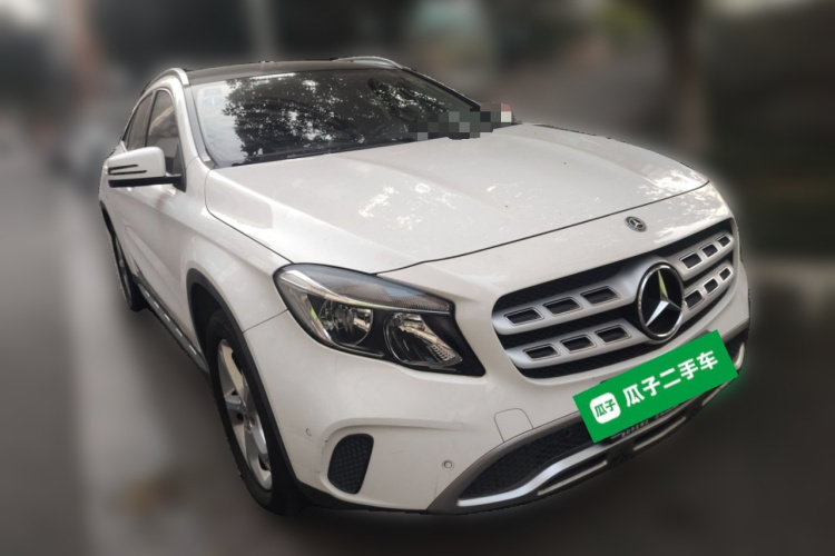 奔驰GLA 2017款 GLA 200 动感型车身外观3