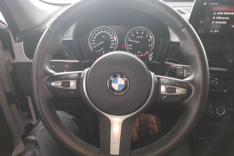 宝马X1 2022款 sDrive25Li 领先型中控内饰13