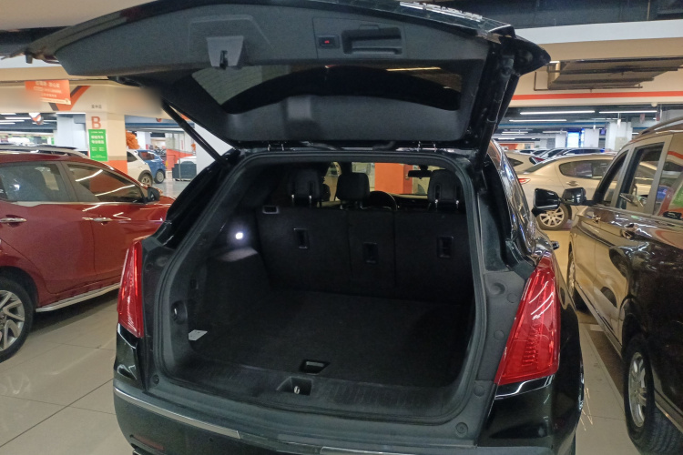 凯迪拉克XT5 2018款 28E 四驱技术型机舱底盘23