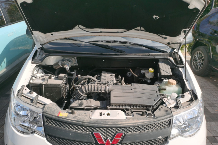 五菱汽车 五菱宏光 2021款 1.5L改款 S基本型 电动助力LAR局部细节24