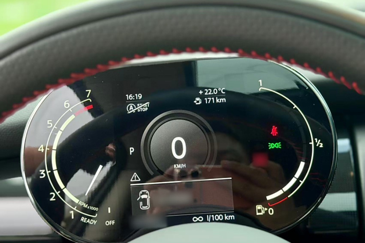 MINI 2021款 2.0T COOPER S 经典派中控内饰7008