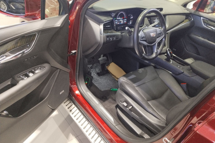 凯迪拉克XT5 2016款 25T 豪华型中控内饰7003