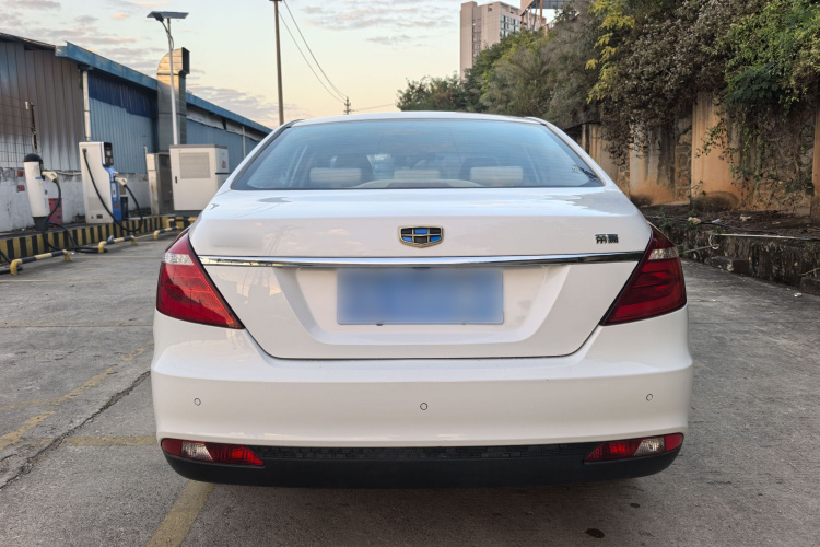 吉利汽车 帝豪 2017款 三厢百万款 1.5L 手动豪华型车身外观6005