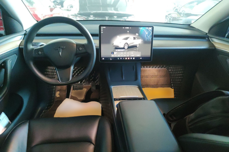 特斯拉 Model Y 2022款 后轮驱动版中控内饰7002