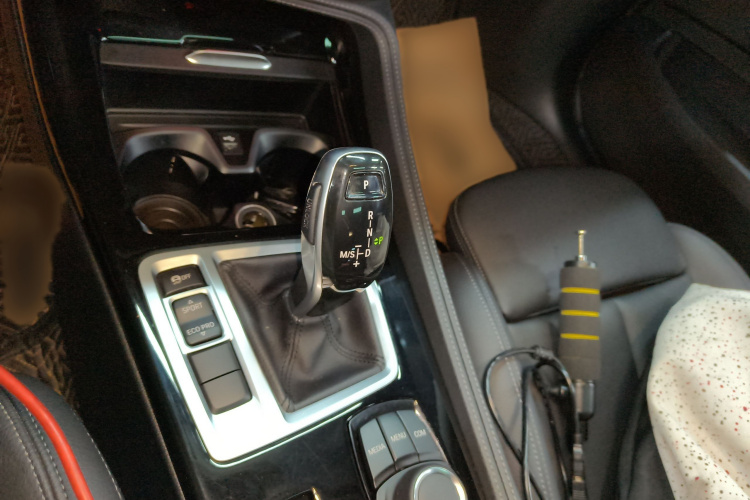 宝马1系 2020款 120i M运动套装局部细节18