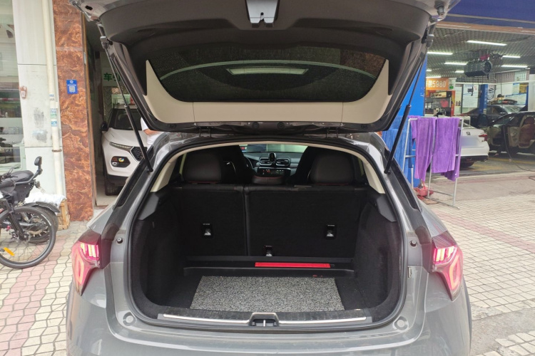 领克02 2018款 1.5T DCT两驱劲版 国V局部细节23