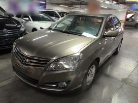 现代 悦动 2015款 1.6L 自动舒适型