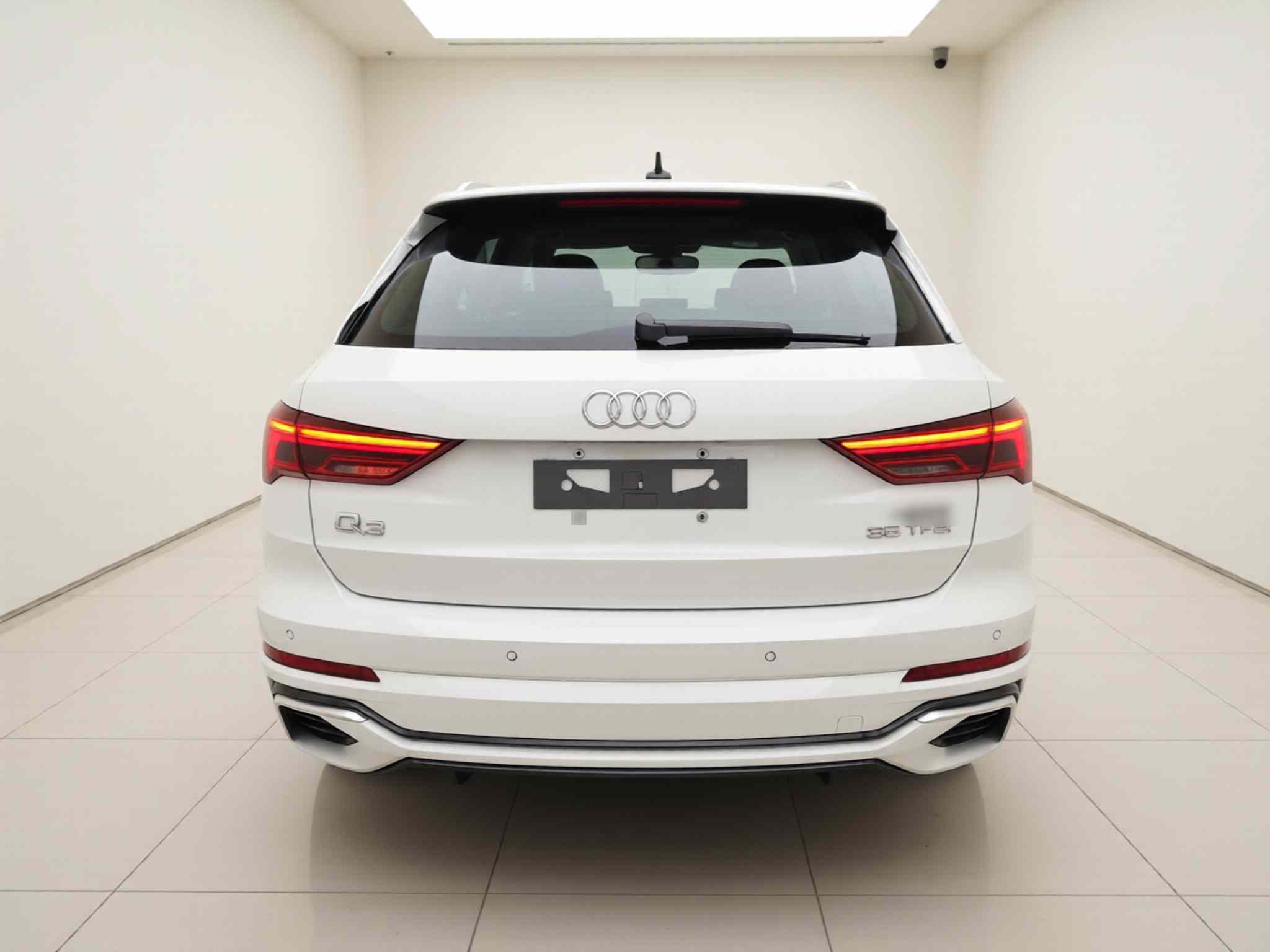 奥迪Q3 2024款 35 TFSI 进取动感型(4)