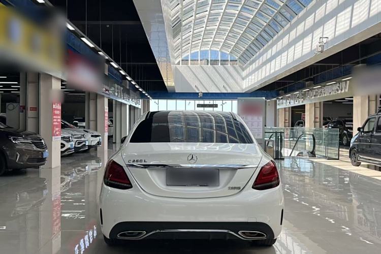 奔驰C级 2019款 C 260 L 运动版车身外观6004