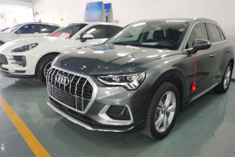奥迪Q3 2020款 40 TFSI 时尚致雅型
