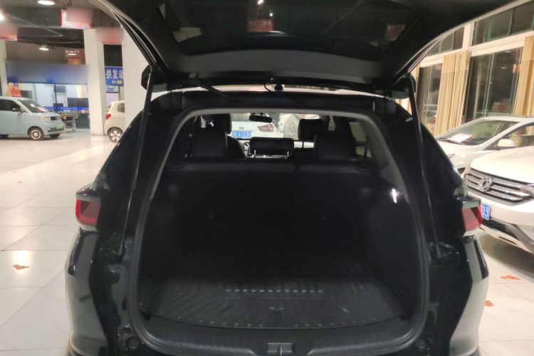 本田 皓影 2021款 240TURBO CVT两驱精英版机舱底盘23