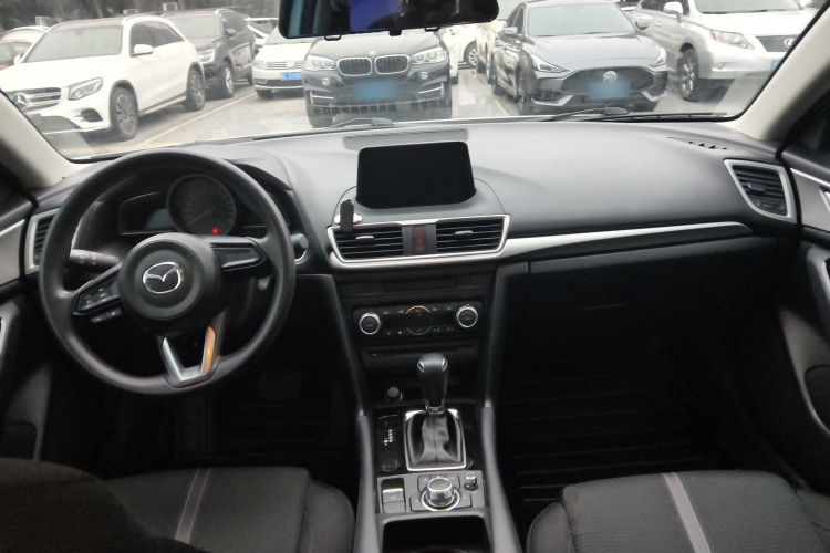 马自达3 昂克赛拉 2019款 云控版 三厢 1.5L 自动豪华型 国VI中控内饰12