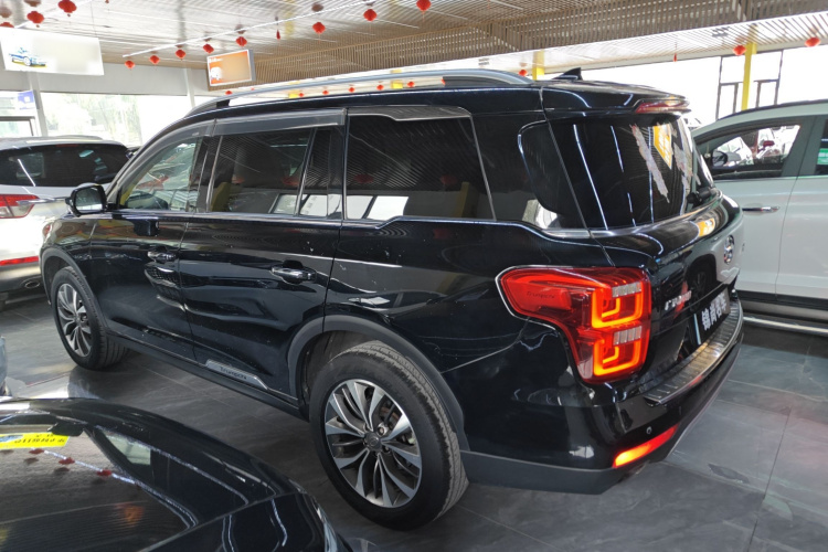 广汽传祺 传祺GS8 2017款 320T 两驱豪华智联版（七座）车身外观6003