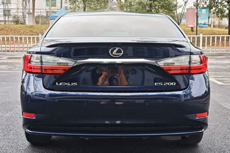 雷克萨斯ES 2015款 200 精英版车身外观6007