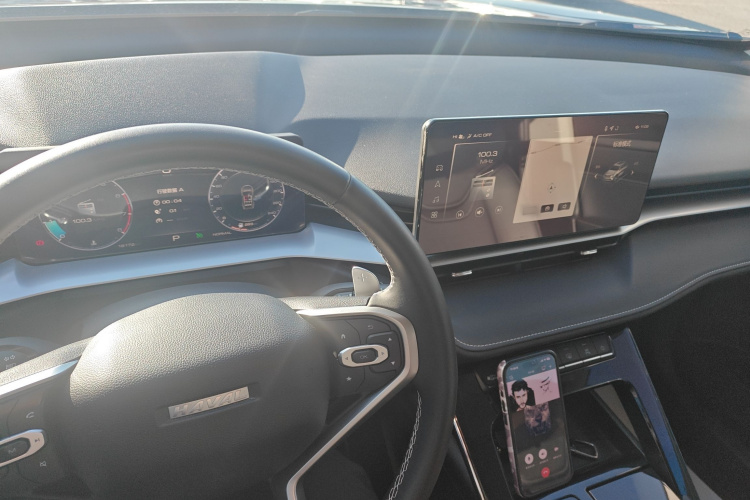 哈弗H6 2022款 第三代 1.5T 自动两驱Pro中控内饰7002