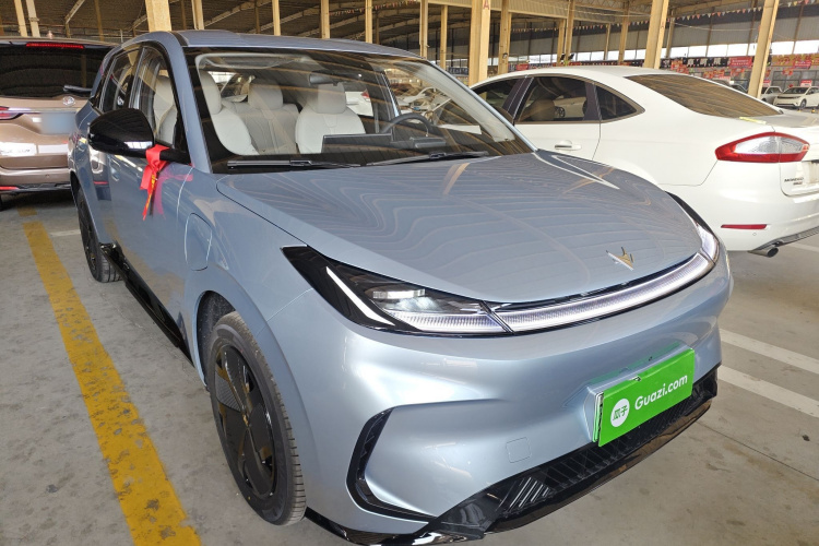 ARCFOX极狐 极狐T1 2025款 425 PRO车身外观3