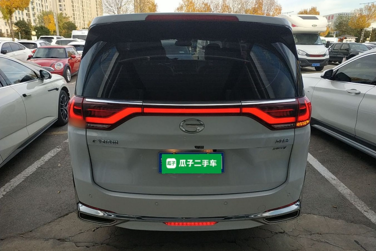 广汽传祺 传祺M8 2023款 领秀系列 390T 豪华版车身外观6