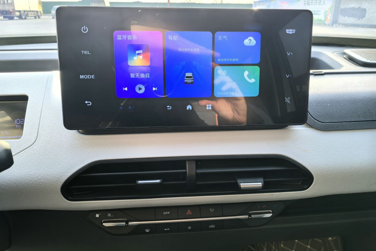 吉利银河 2024款 熊猫mini 200km 耐力熊局部细节16