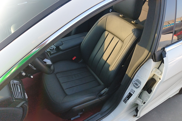 奔驰CLS 2015款 CLS 260局部细节19