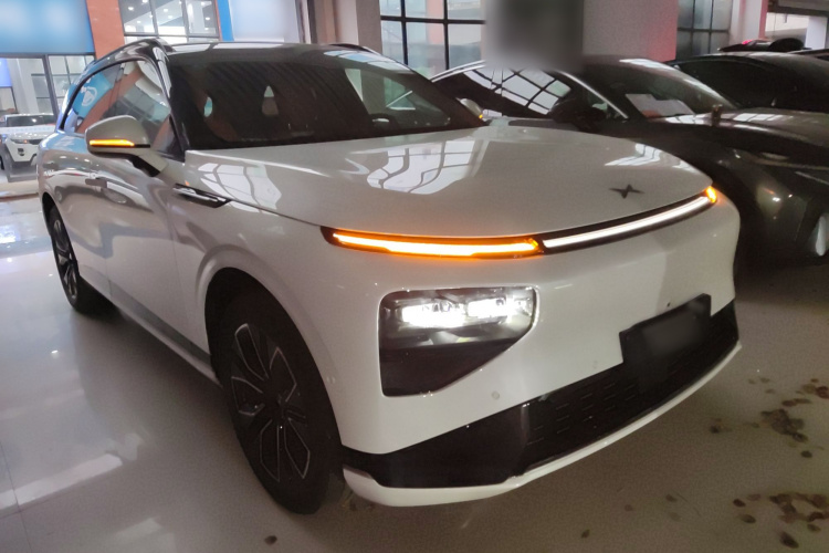 小鹏G9 2025款 725 超长续航 Max车身外观3