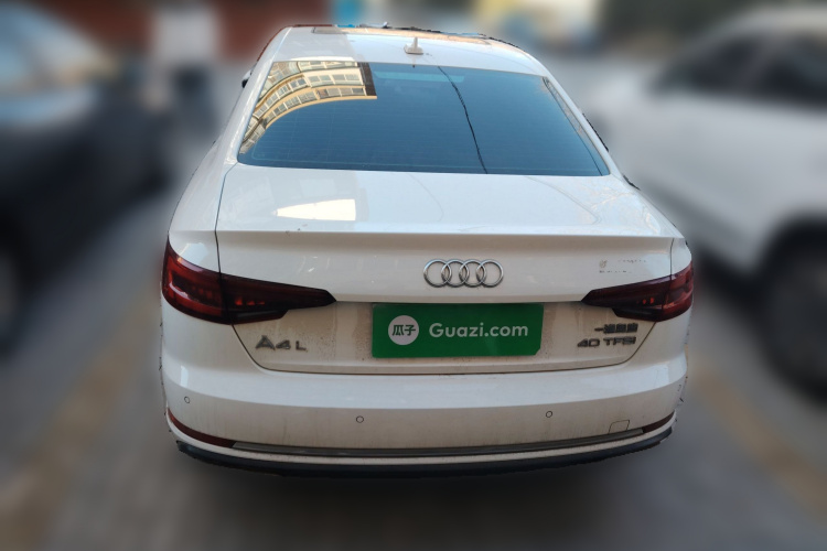 奥迪A4L 2019款 40 TFSI 进取型 国VI车身外观6