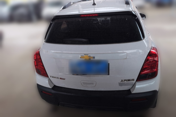 雪佛兰 创酷 2016款 1.4T 自动两驱舒适天窗版车身外观6