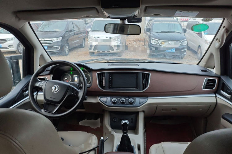 东风风行 菱智 2020款 M5L 1.6L 豪华型 7座中控内饰12