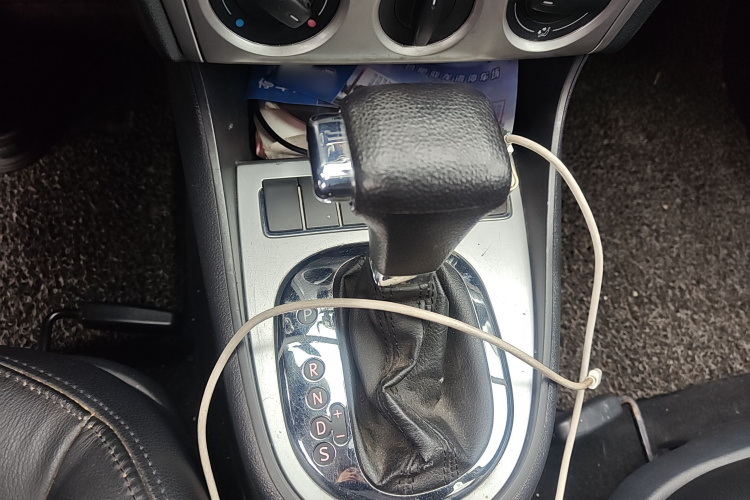 大众 朗逸 2011款 1.6L 自动品雅版局部细节18