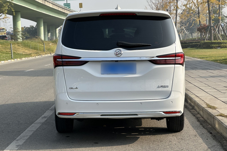 别克GL8 2023款 陆上公务舱 智享型车身外观6007